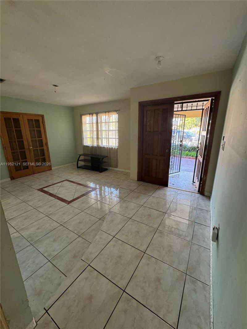 530 SW 101st Ct, Miami, FL 33174 Photo