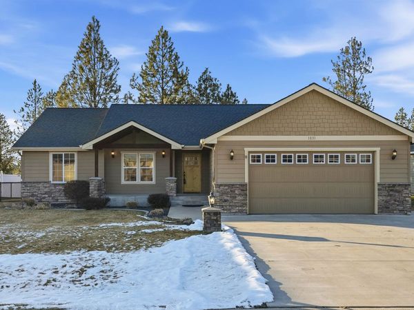 1031 N High Desert Dr, Deer Park, WA 99006