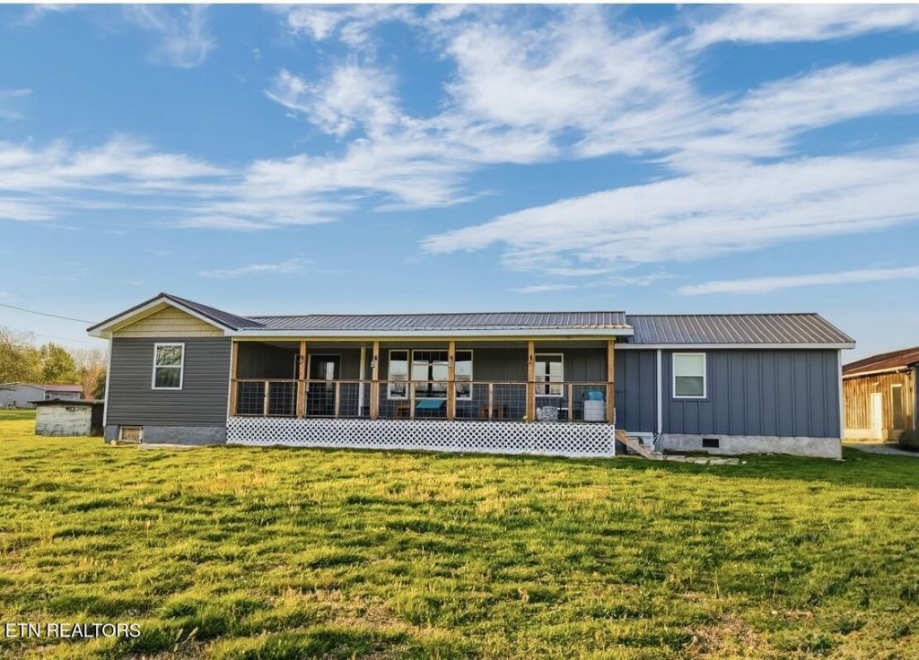 1765 Westel Loop, Rockwood, TN 37854 Main Photo