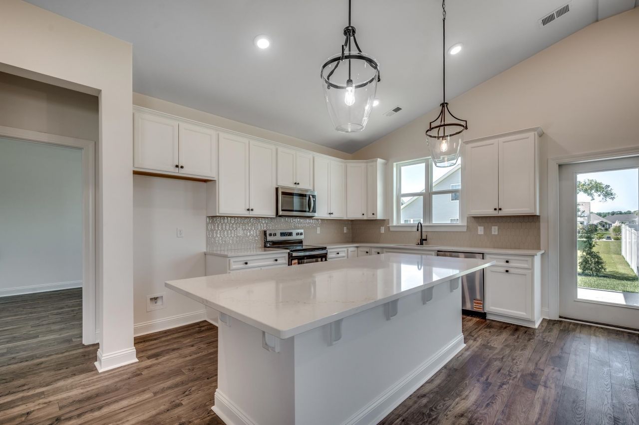 600 Canborough Lane Photo 12