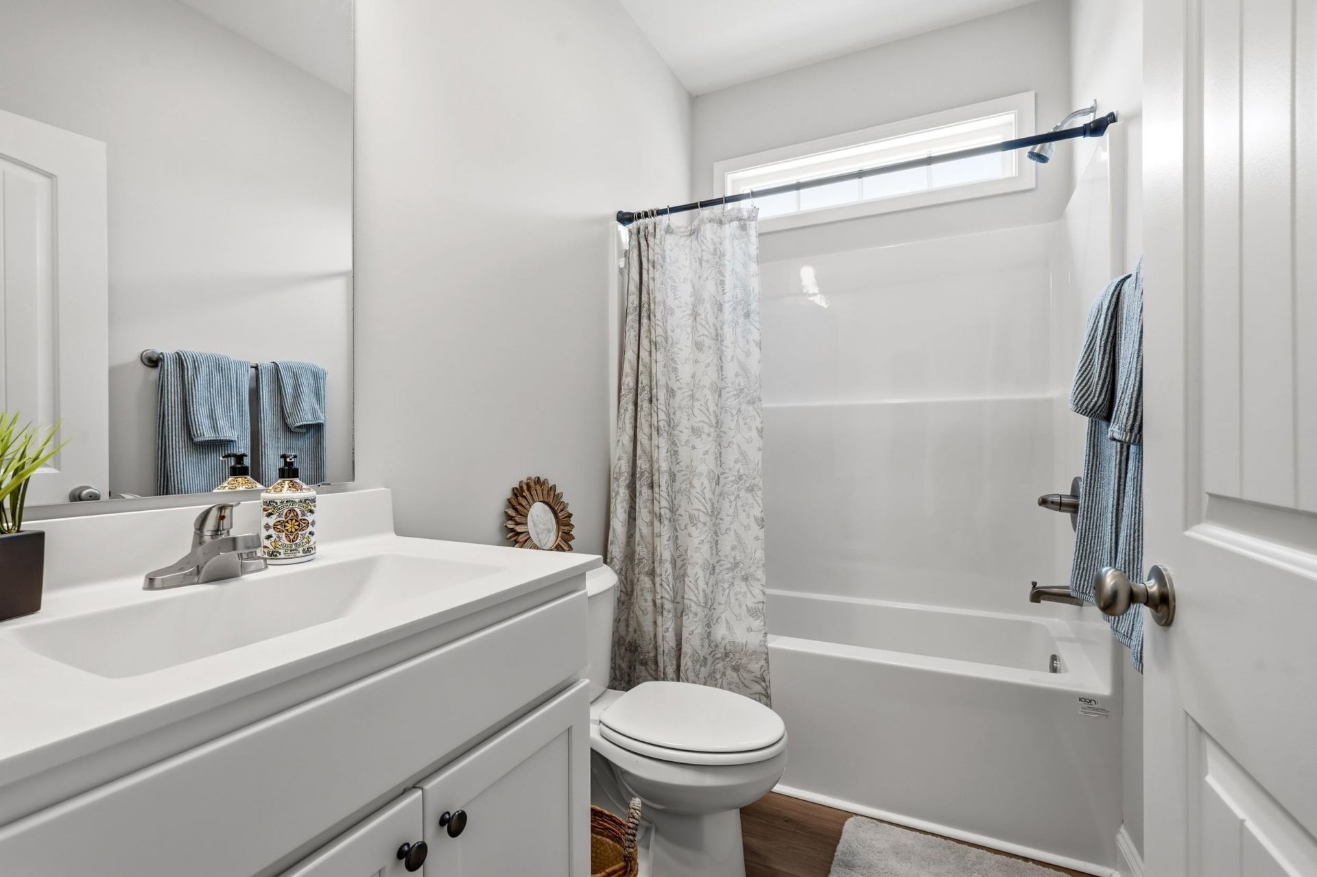302 Chaff Ct. Photo 12