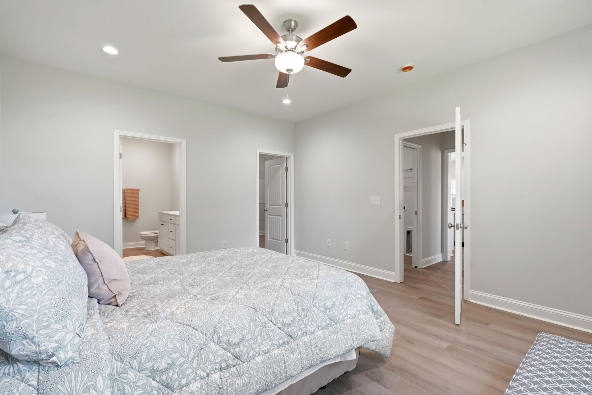 302 Chaff Ct. Photo 14