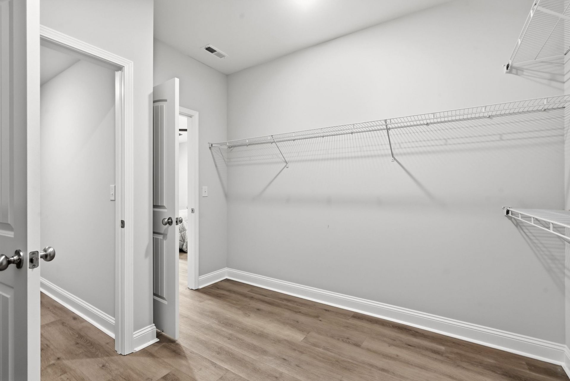 302 Chaff Ct. Photo 15