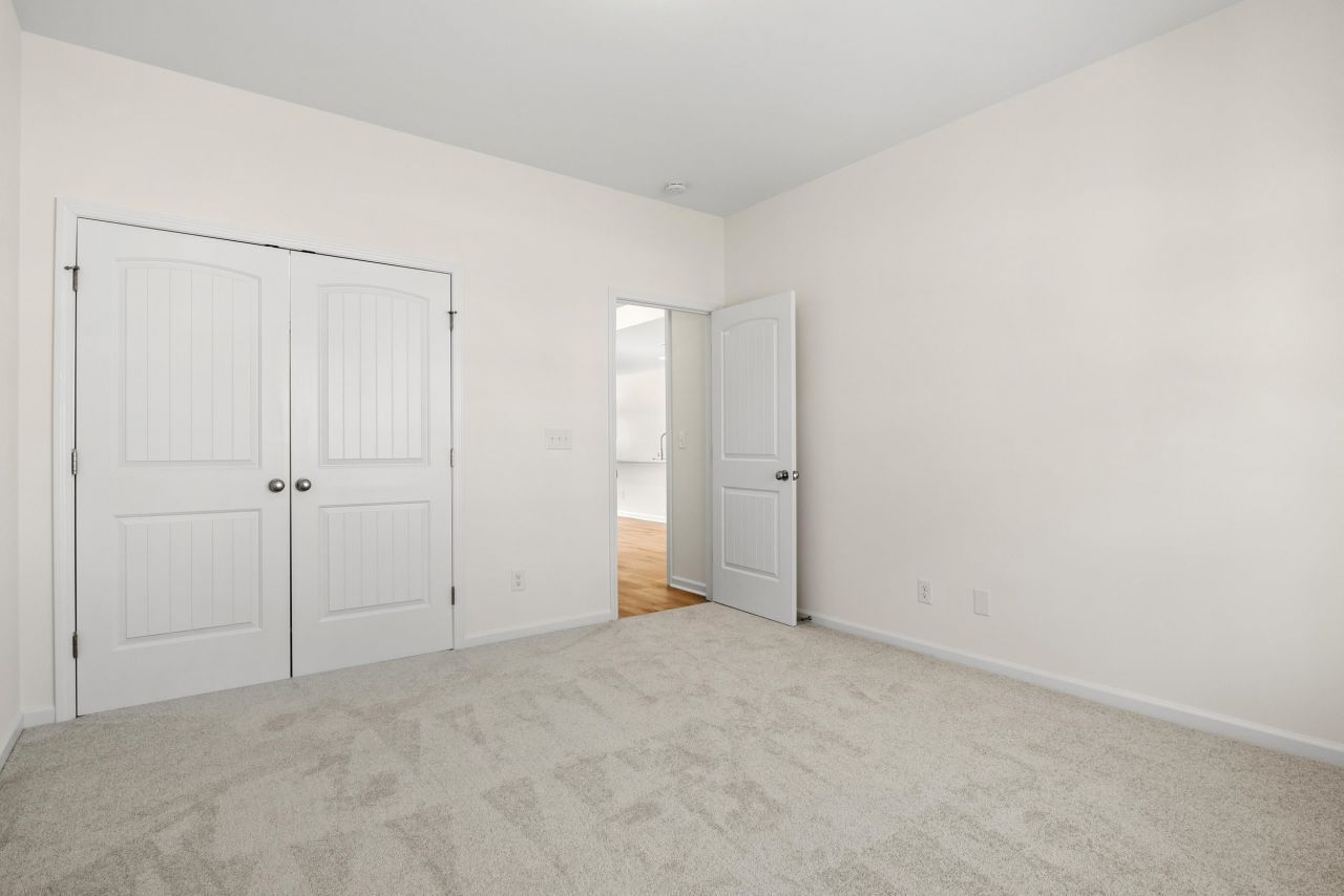 302 Chaff Ct. Photo 16