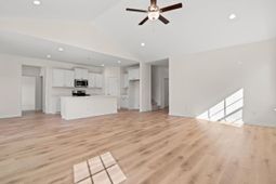 302 Chaff Ct. photo 4