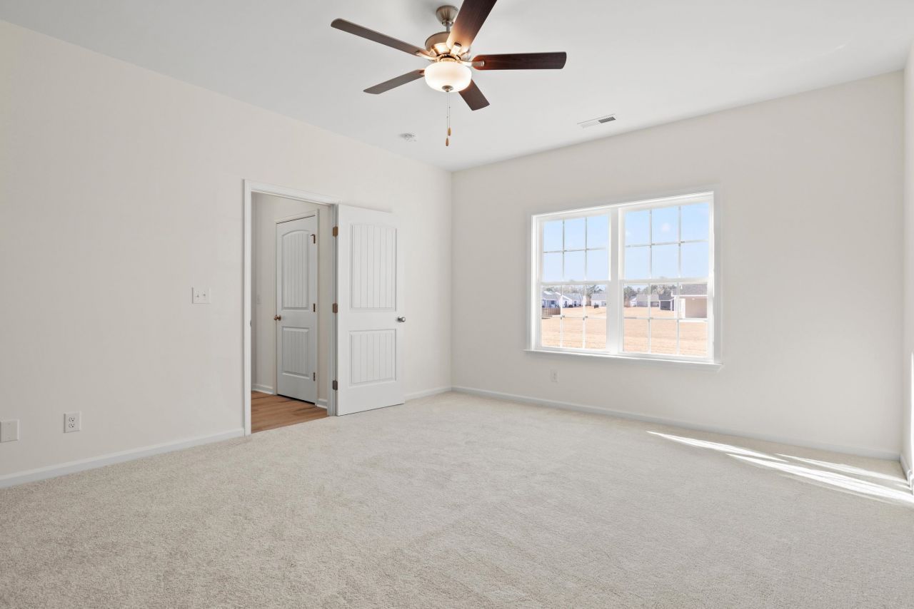 302 Chaff Ct. Photo 6