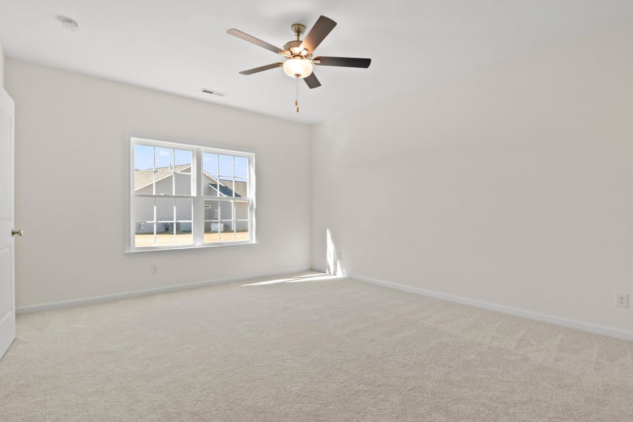 302 Chaff Ct. Photo 7