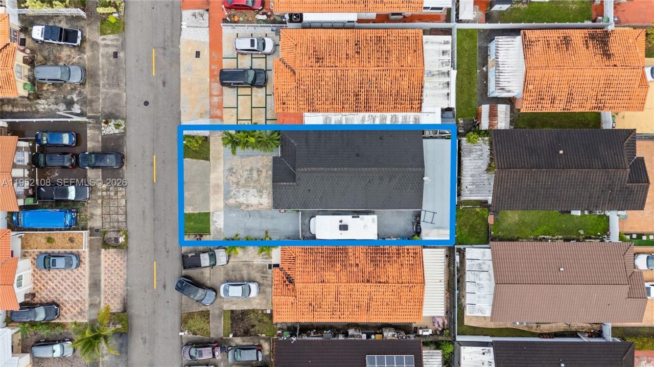 6919 W 29th Way, Hialeah, FL 33018 Photo
