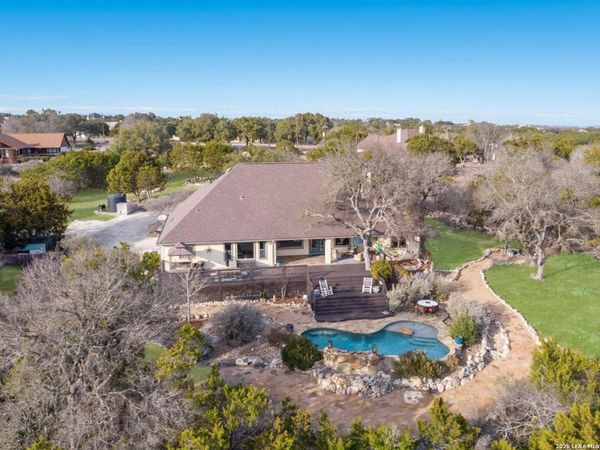 121 N STAR CT, Boerne, TX 78006