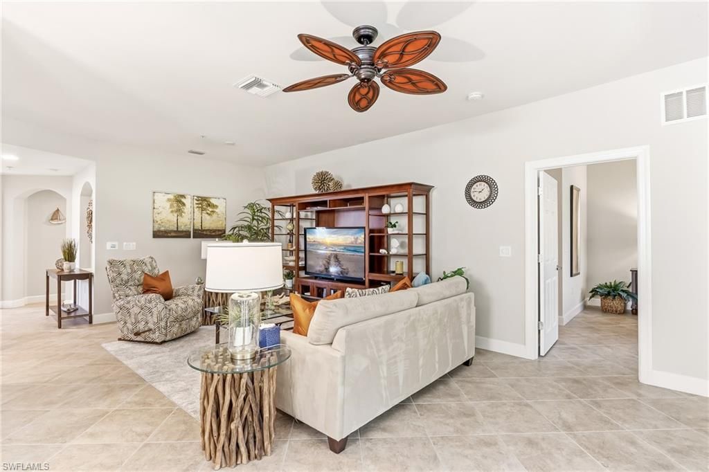 12895 New Market St, Unit 102, Fort Myers, FL 33913 Photo