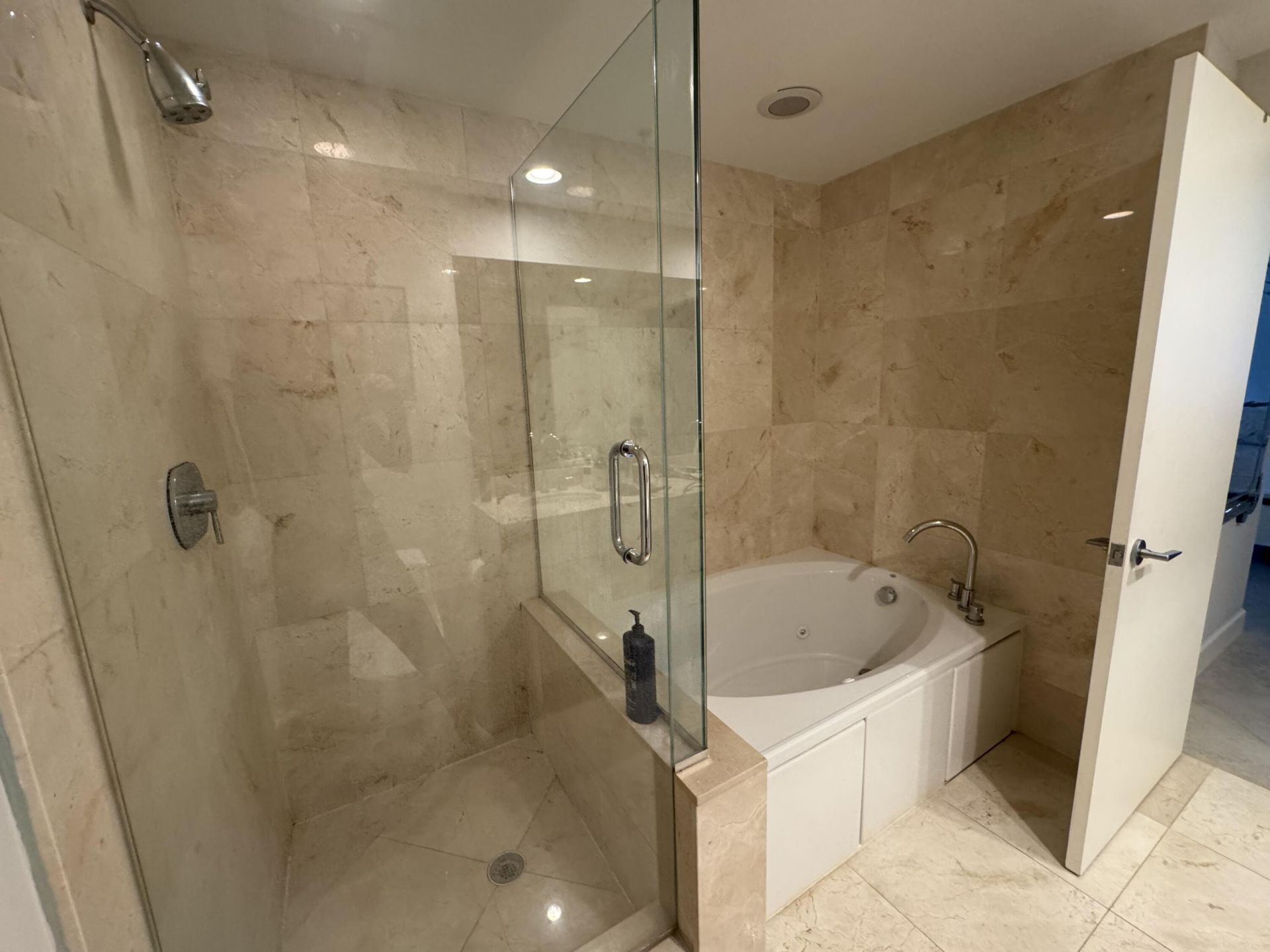 550 Okeechobee Boulevard, Unit 1609, West Palm Beach, FL 33401 Photo