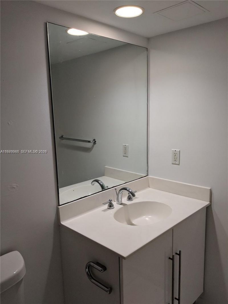 3000 S Ocean Dr, Unit 1412, Hollywood, FL 33019 Photo