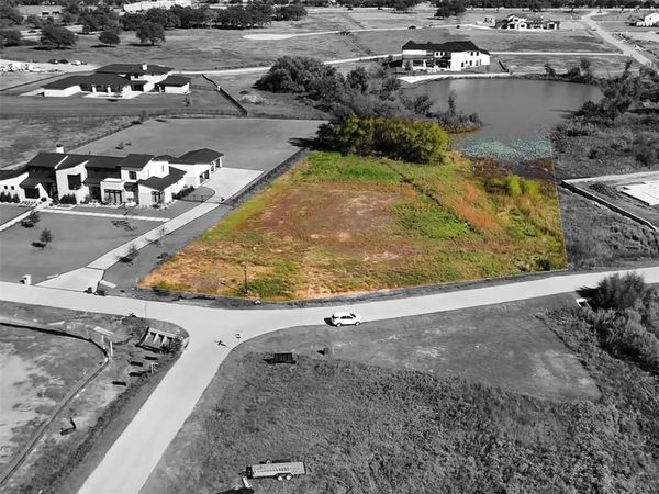 1201 Pitner Court , Bartonville, TX 76226