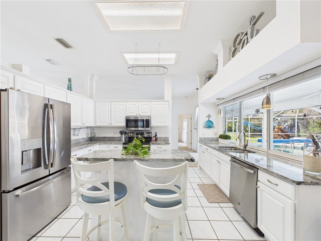 913 Starflower Avenue, Sebastian, FL 32958 Photo