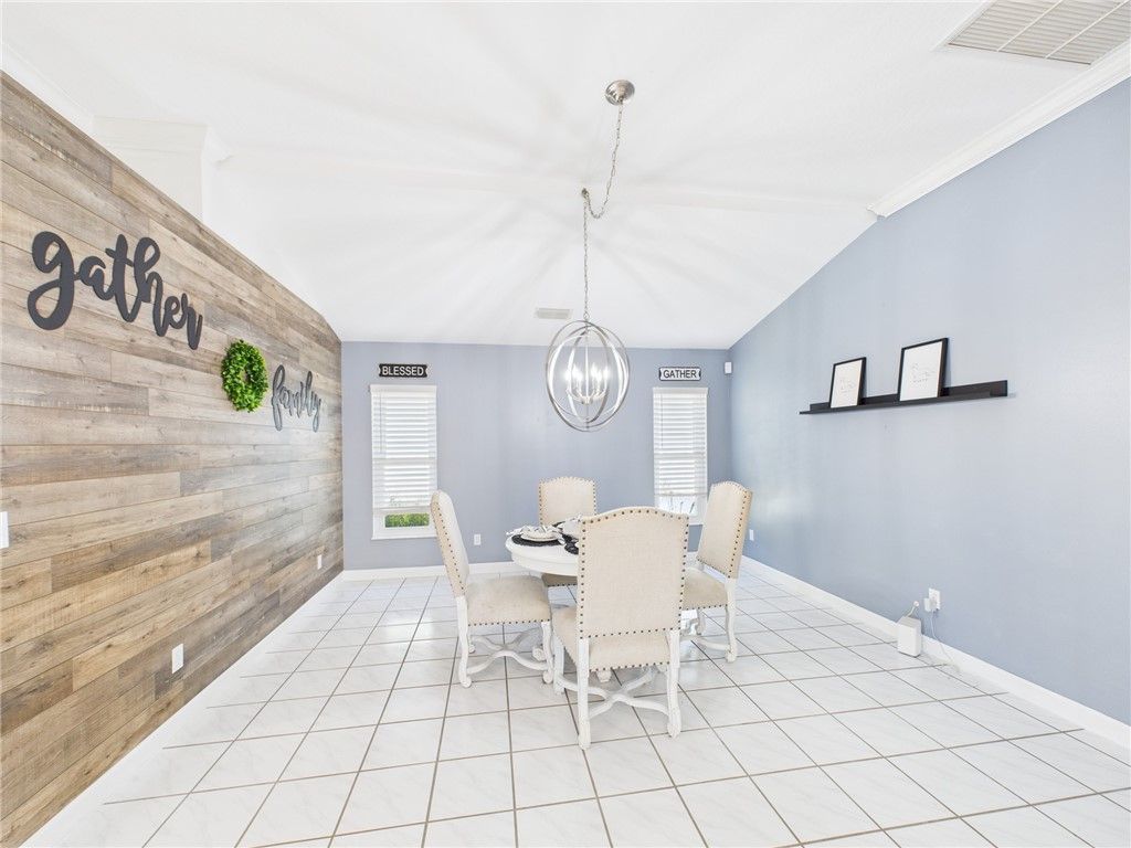 913 Starflower Avenue, Sebastian, FL 32958 Photo