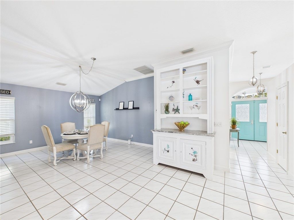 913 Starflower Avenue, Sebastian, FL 32958 Photo