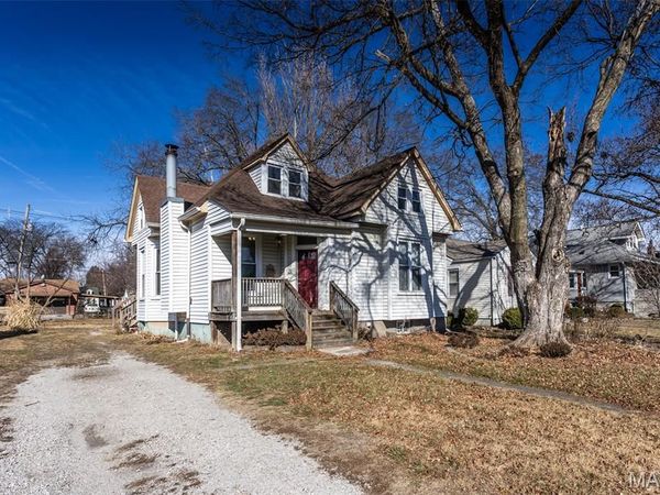 19 N 40th Street, Belleville, IL 62226