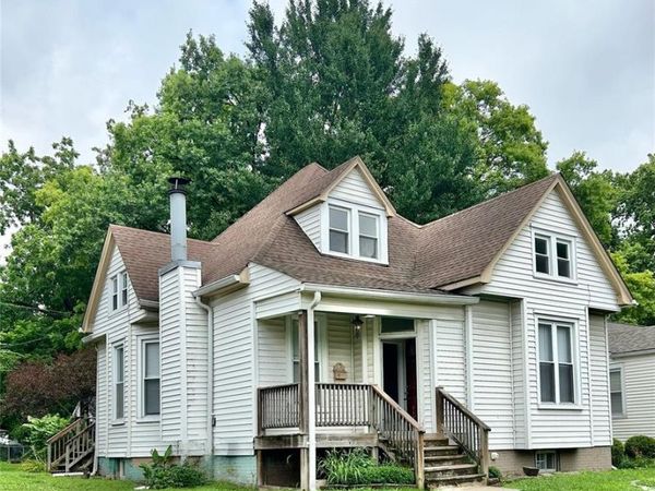 19 N 40th Street, Belleville, IL 62226