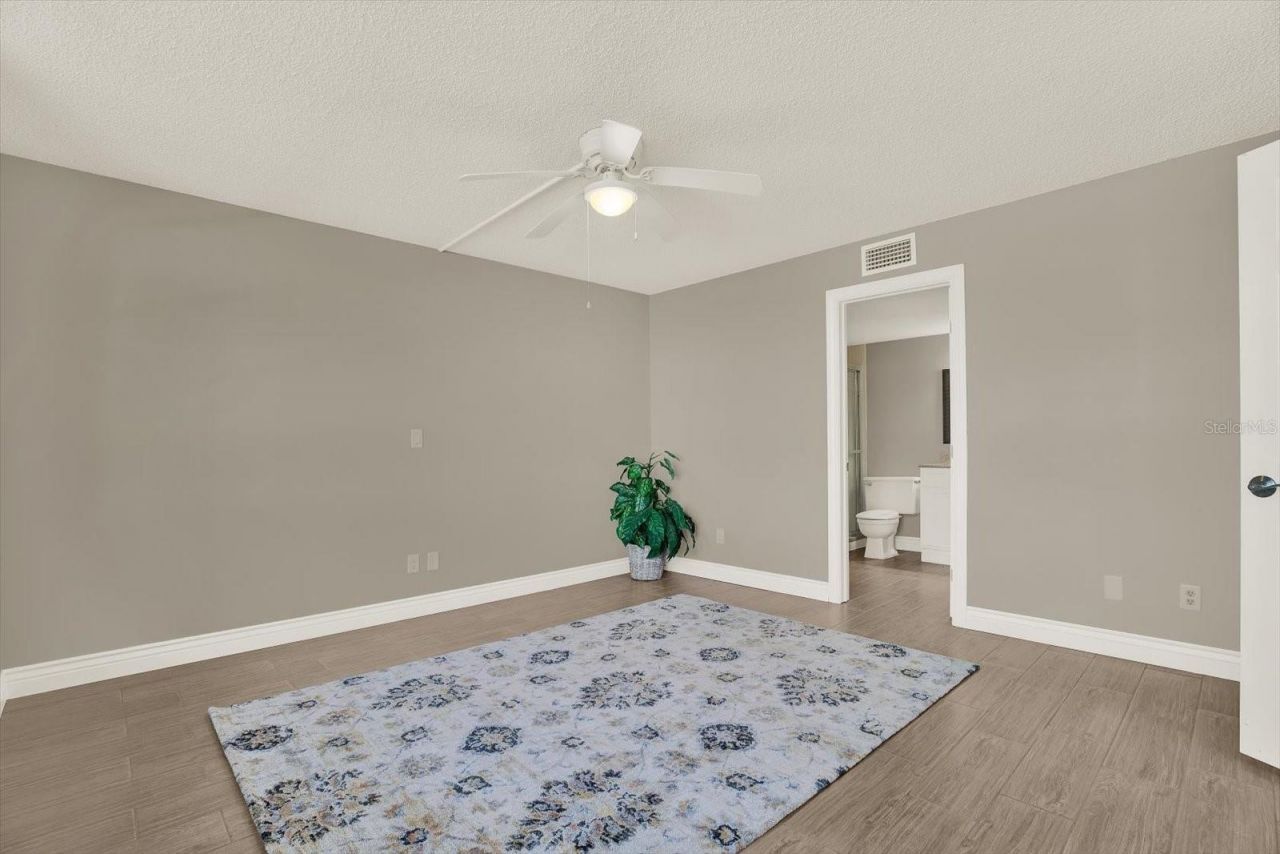 7625 Sun Island Drive S, Unit 107, South Pasadena, FL 33707 Photo