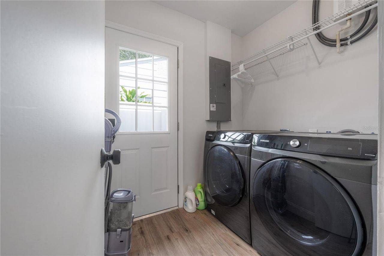 2400 34th Avenue N, Saint Petersburg, FL 33713 Photo