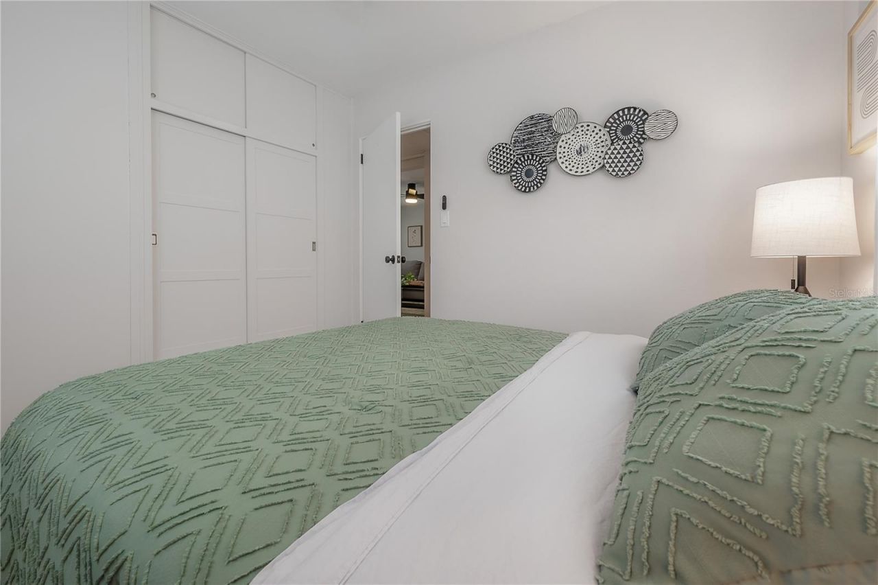 2400 34th Avenue N, Saint Petersburg, FL 33713 Photo