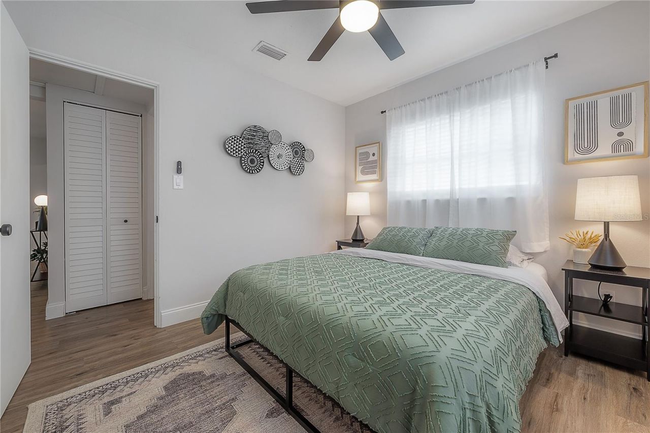 2400 34th Avenue N, Saint Petersburg, FL 33713 Photo