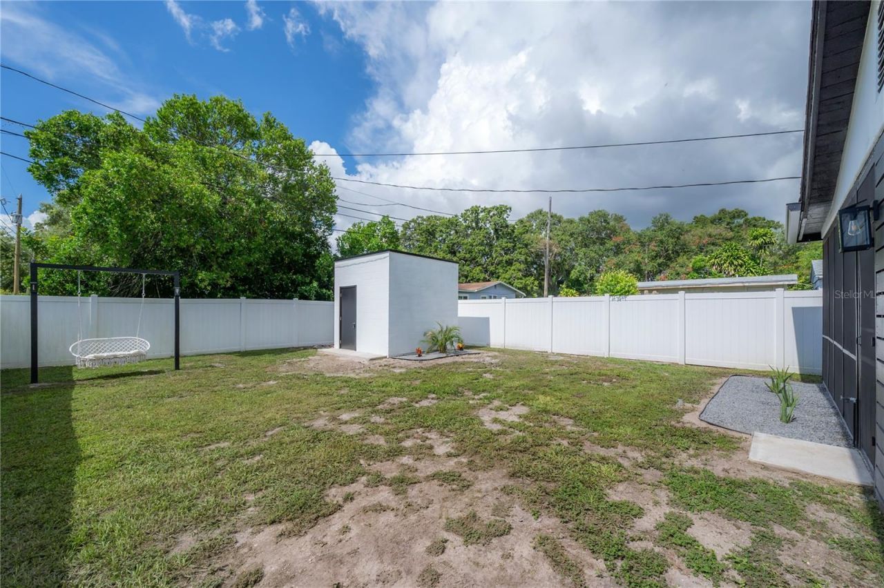 2400 34th Avenue N, Saint Petersburg, FL 33713 Photo