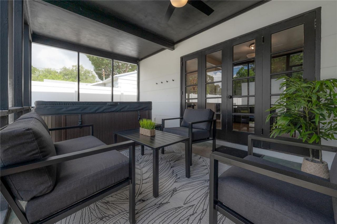 2400 34th Avenue N, Saint Petersburg, FL 33713 Photo