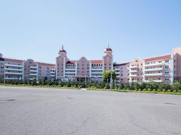 2 Richmond Road, Unit 5E, Lido Beach, NY 11561