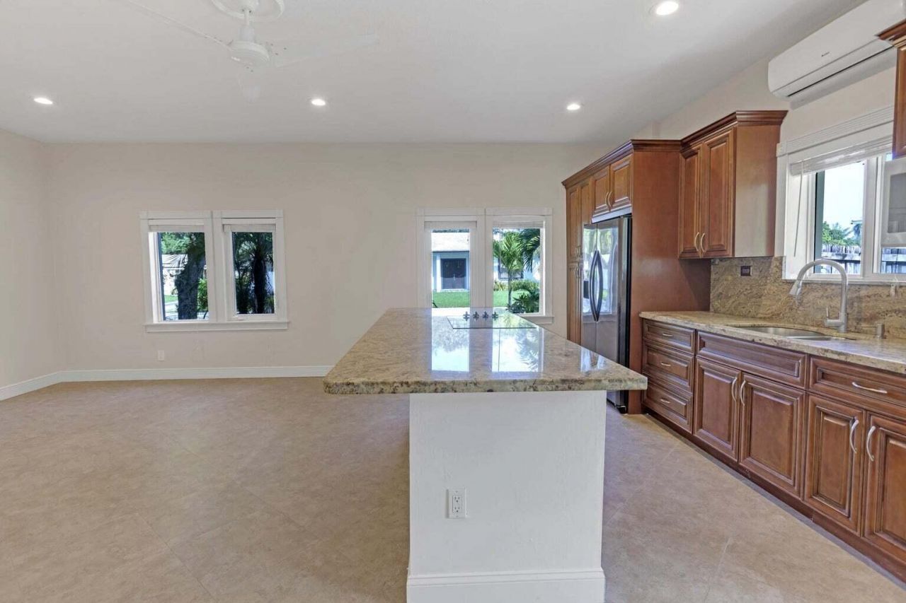 4500 SW 25th Terrace, Dania, FL 33312 Photo