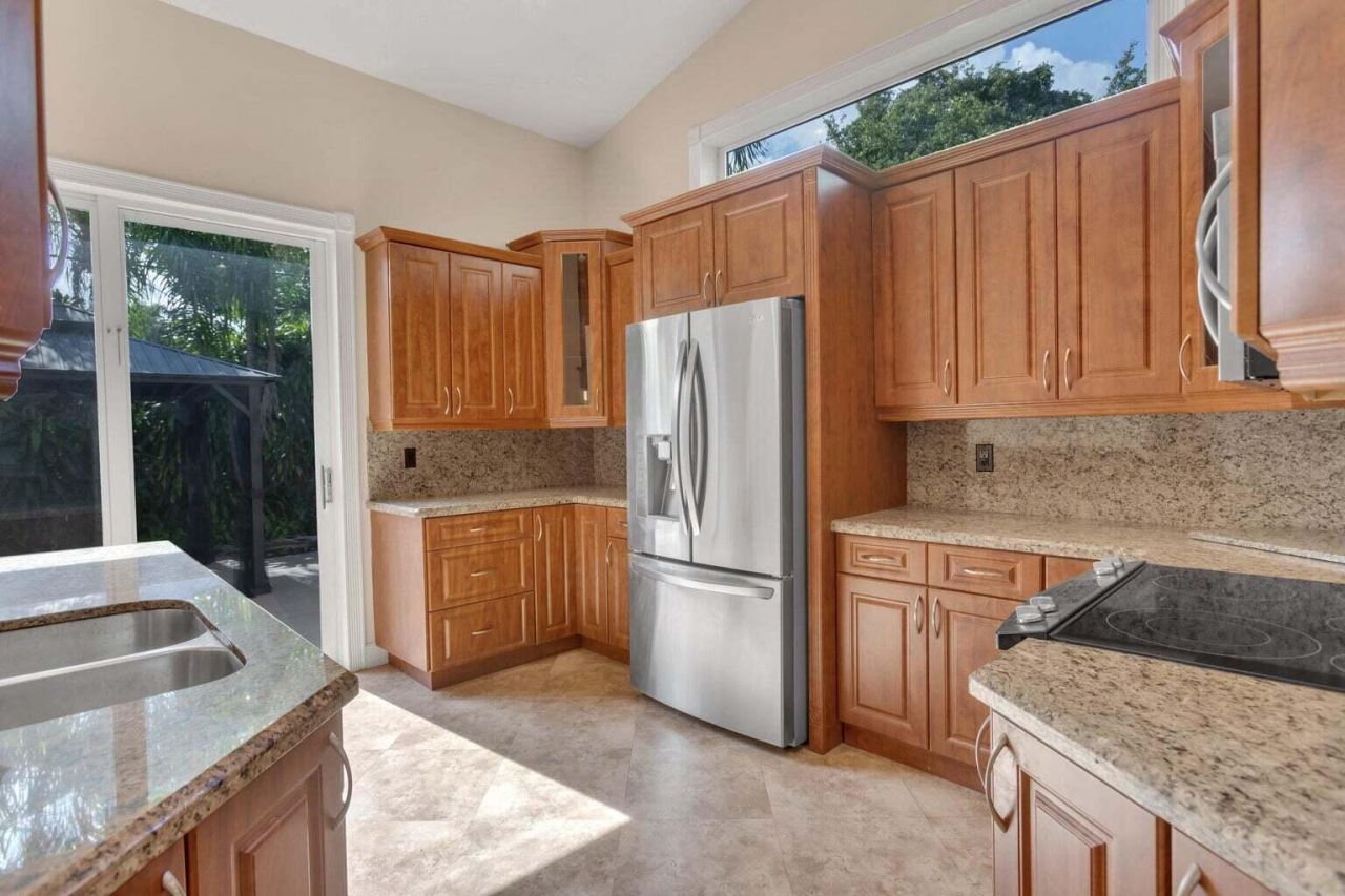 4500 SW 25th Terrace, Dania, FL 33312 Photo