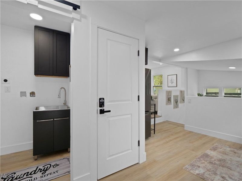 2080 W 45th Street, Cleveland, OH 44102 Photo 15