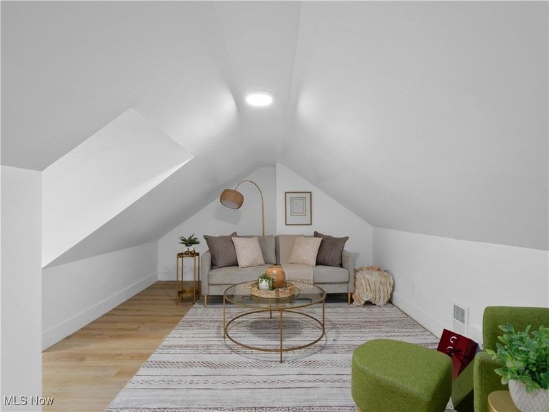 2080 W 45th Street, Cleveland, OH 44102 Photo 27