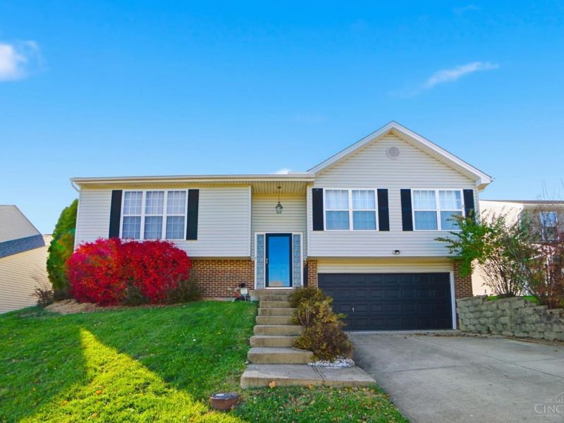 2505 Foxcove Court, Cincinnati, OH 45211 Photo 1