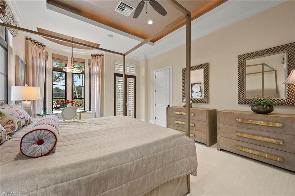 28696 La Caille Dr, Naples, FL 34119 Photo
