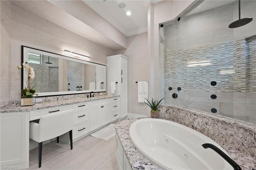 28696 La Caille Dr, Naples, FL 34119 Photo