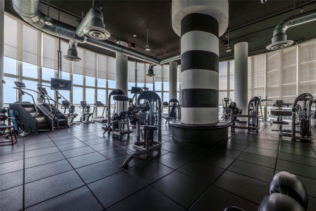 1800 N Bayshore Drive, Unit 2402, Miami, FL 33132 Photo