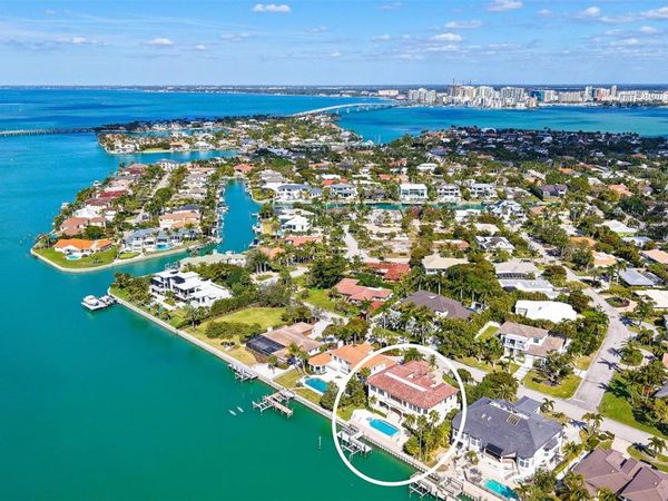 570 S SPOONBILL DRIVE, SARASOTA, FL 34236