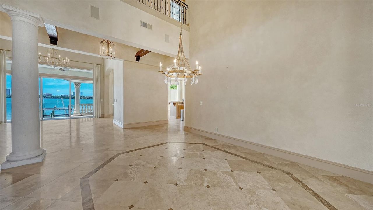 570 S Spoonbill Drive, Sarasota, FL 34236 Photo
