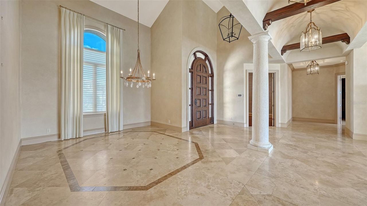 570 S Spoonbill Drive, Sarasota, FL 34236 Photo