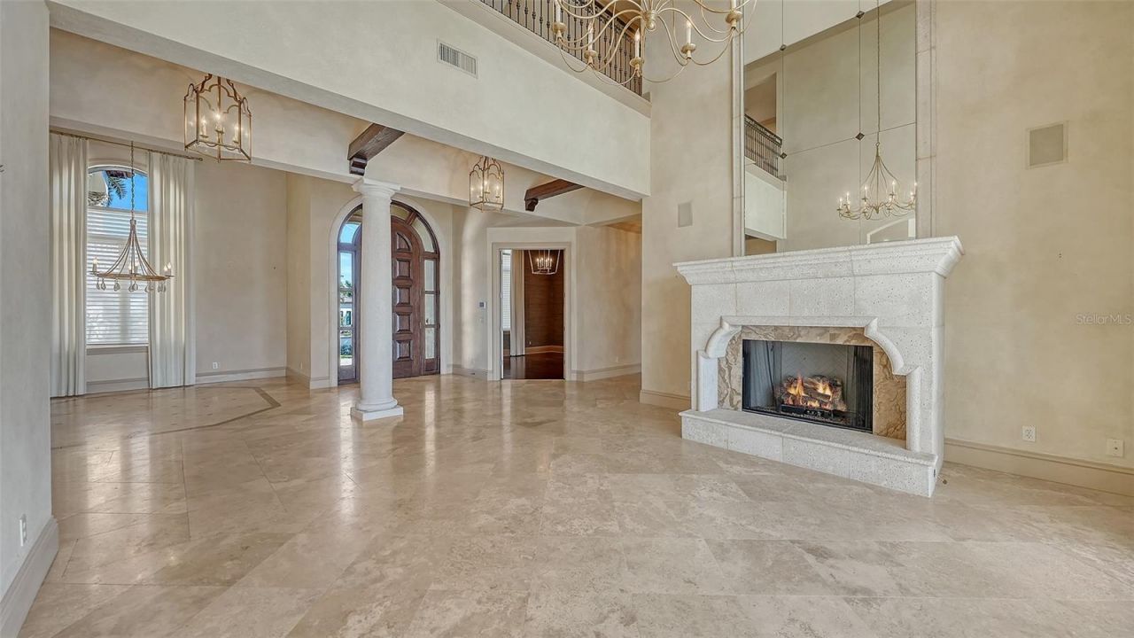 570 S Spoonbill Drive, Sarasota, FL 34236 Photo