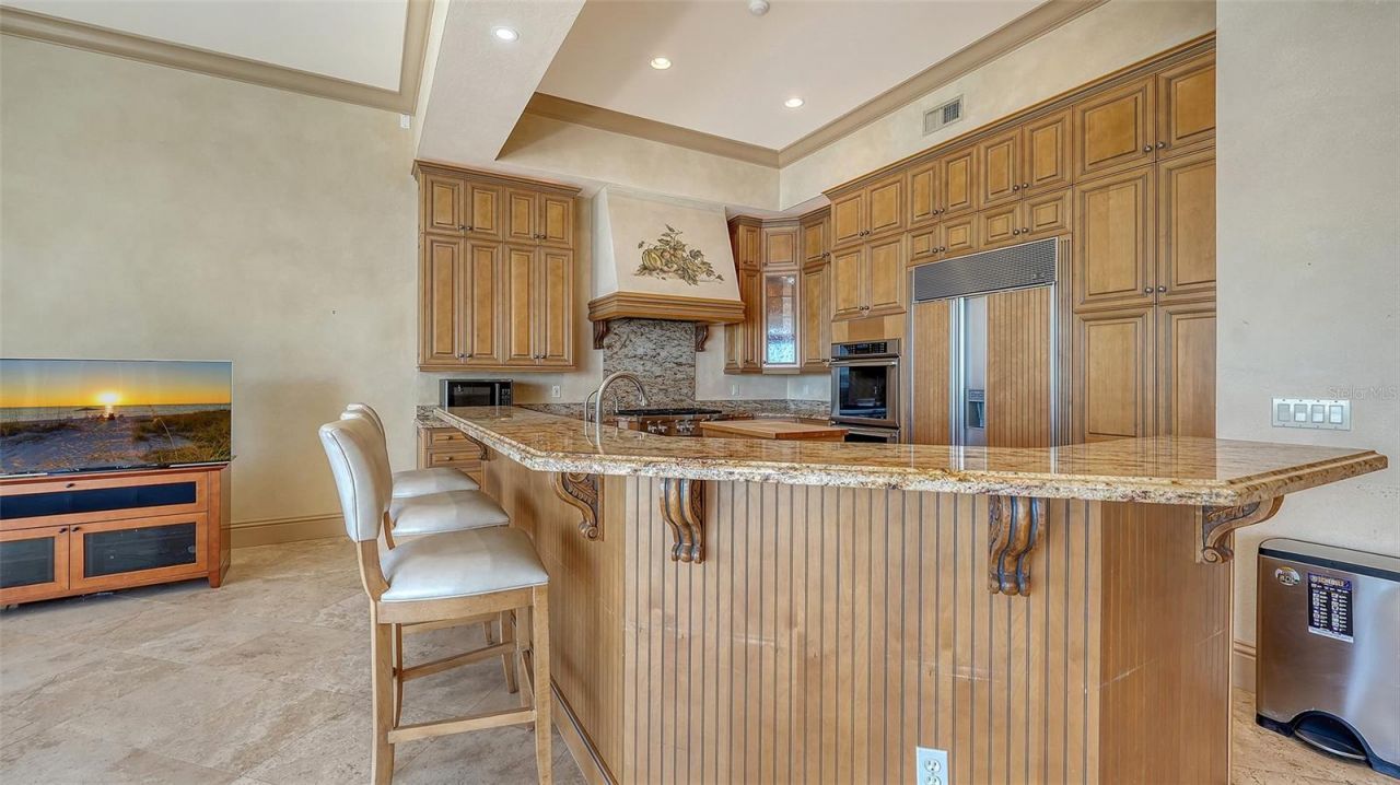 570 S Spoonbill Drive, Sarasota, FL 34236 Photo