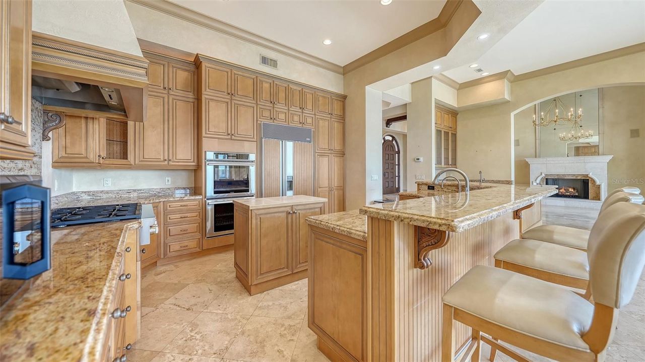 570 S Spoonbill Drive, Sarasota, FL 34236 Photo