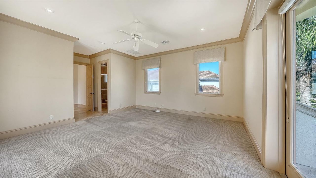 570 S Spoonbill Drive, Sarasota, FL 34236 Photo