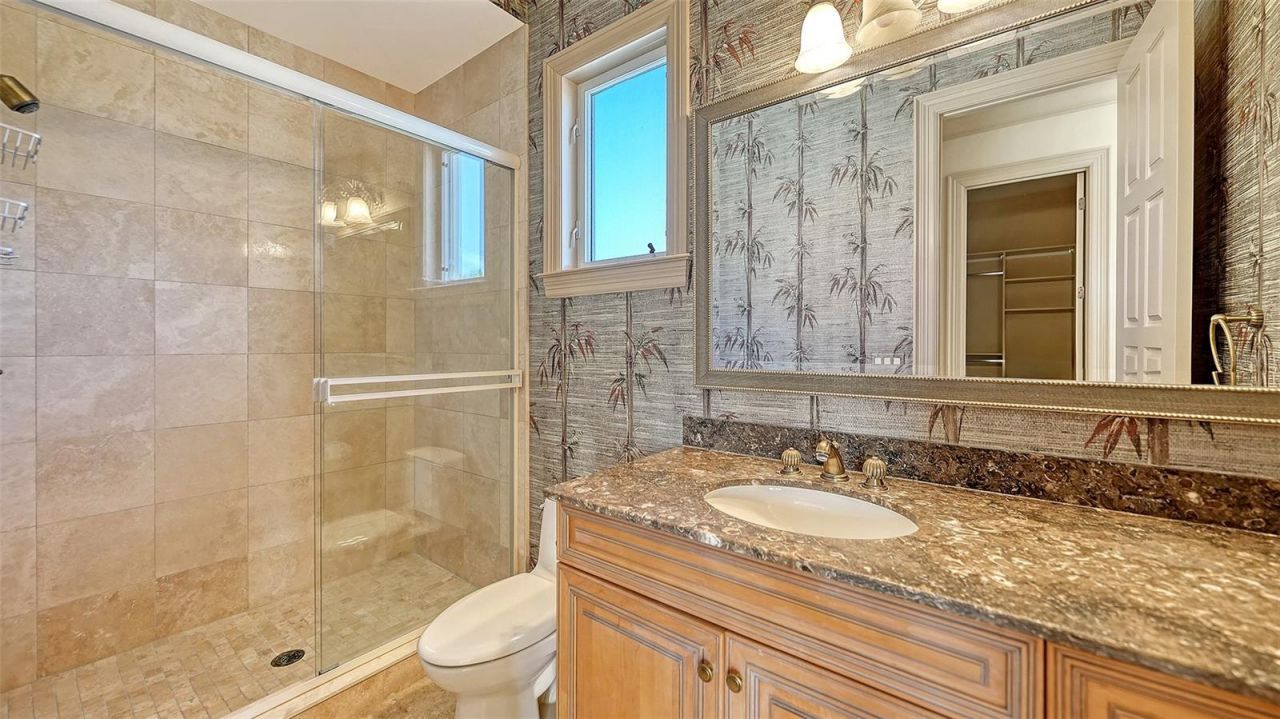 570 S Spoonbill Drive, Sarasota, FL 34236 Photo