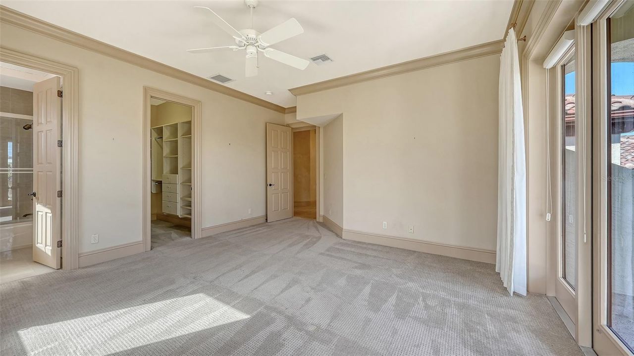 570 S Spoonbill Drive, Sarasota, FL 34236 Photo