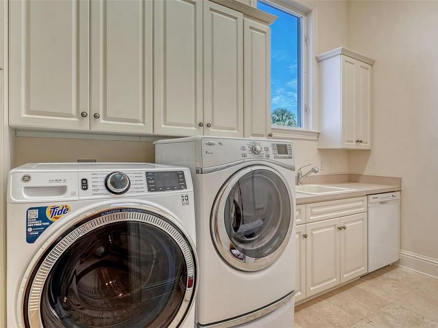 Property Image 77