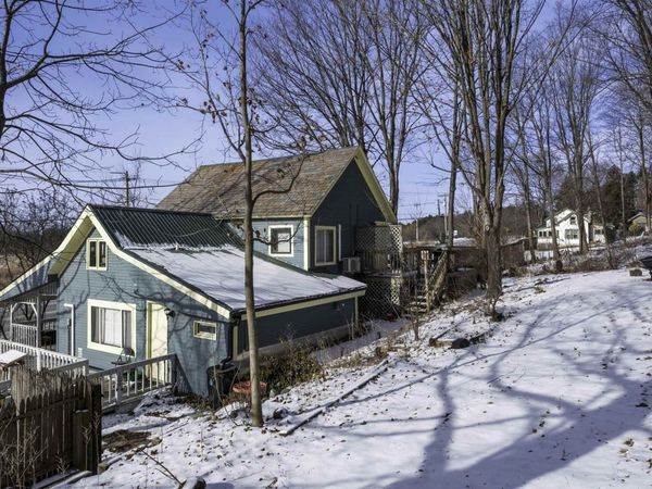 335 Grove Street, Brandon, VT 05733