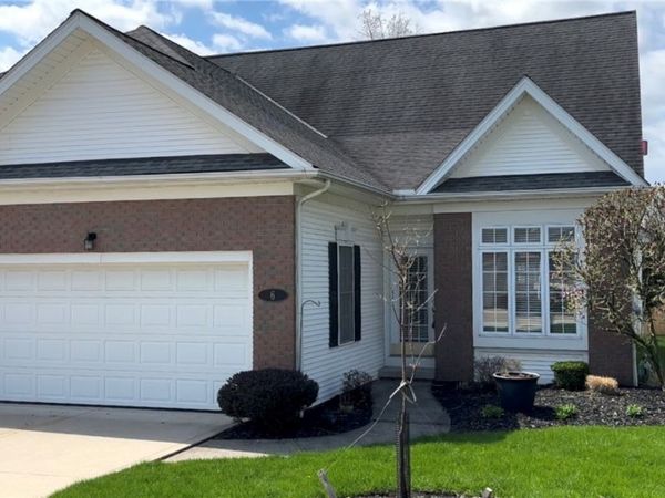 6 Preserve Drive, Willoughby, OH 44094