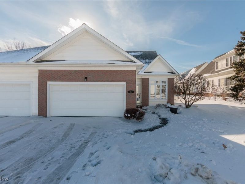 6 Preserve Drive, Willoughby, OH 44094 Photo 2